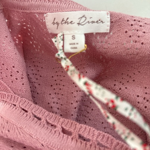 Pink Sleeveless Knit Top - Picture 3 of 4